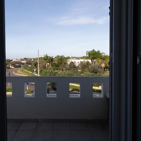 Bilocale Climatizzato Con Vista Panoramica Apartment Ugento Exterior photo